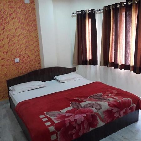 Hotel Hari Home Удайпур Екстериор снимка