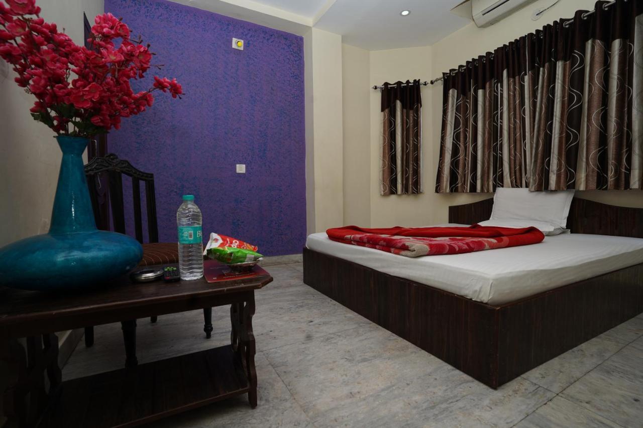 Hotel Hari Home Удайпур Екстериор снимка