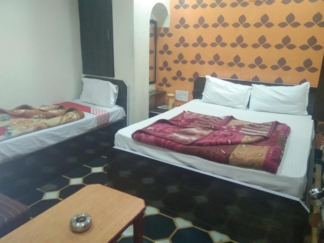 Hotel Hari Home Удайпур Екстериор снимка