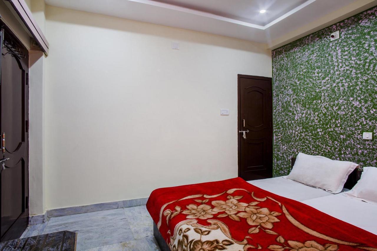 Hotel Hari Home Удайпур Екстериор снимка